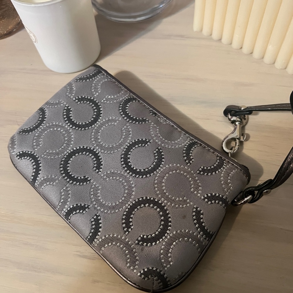 Coach Wallet - Picture 3 of 6
